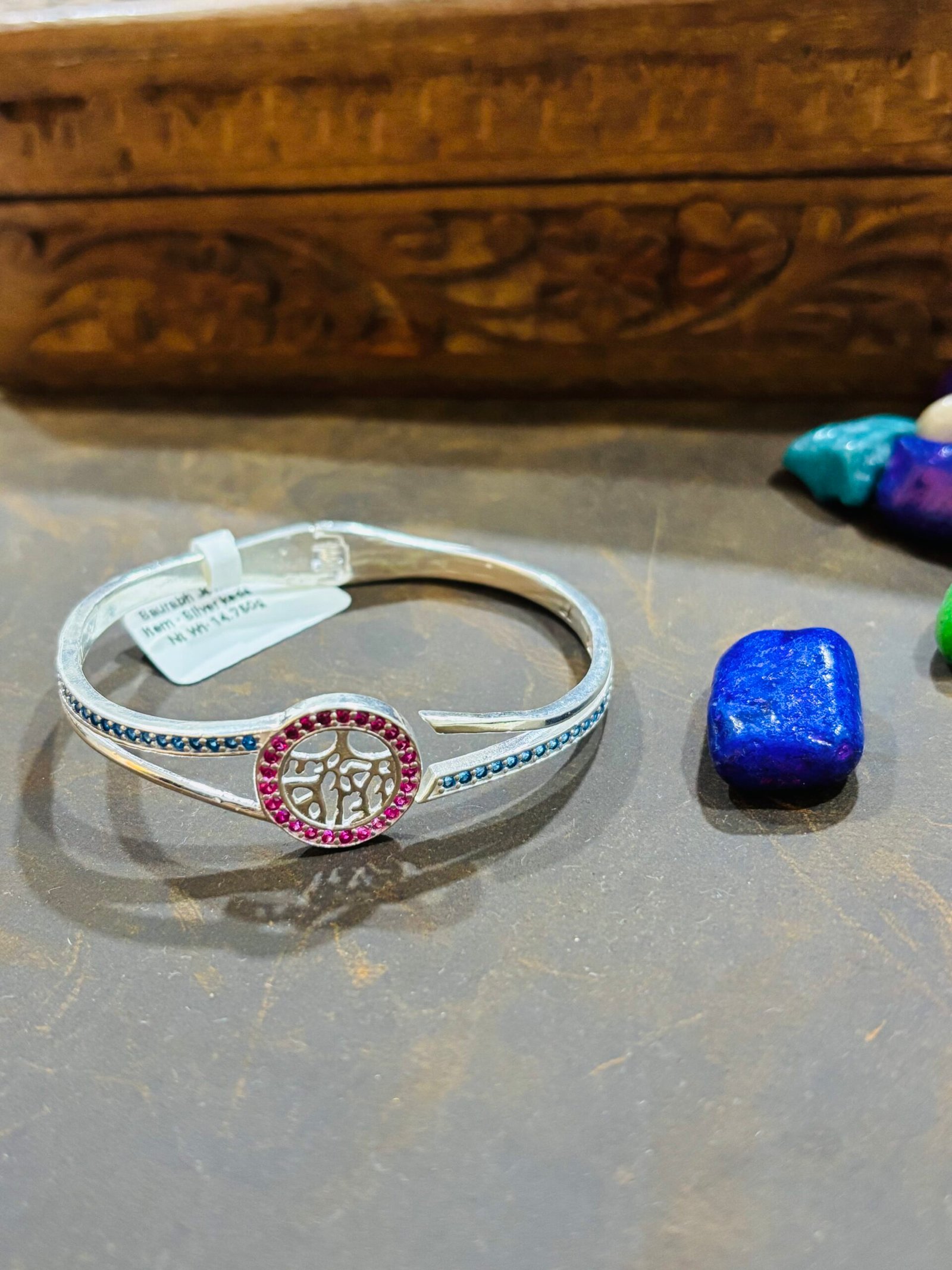 Effortless Elegance Kada