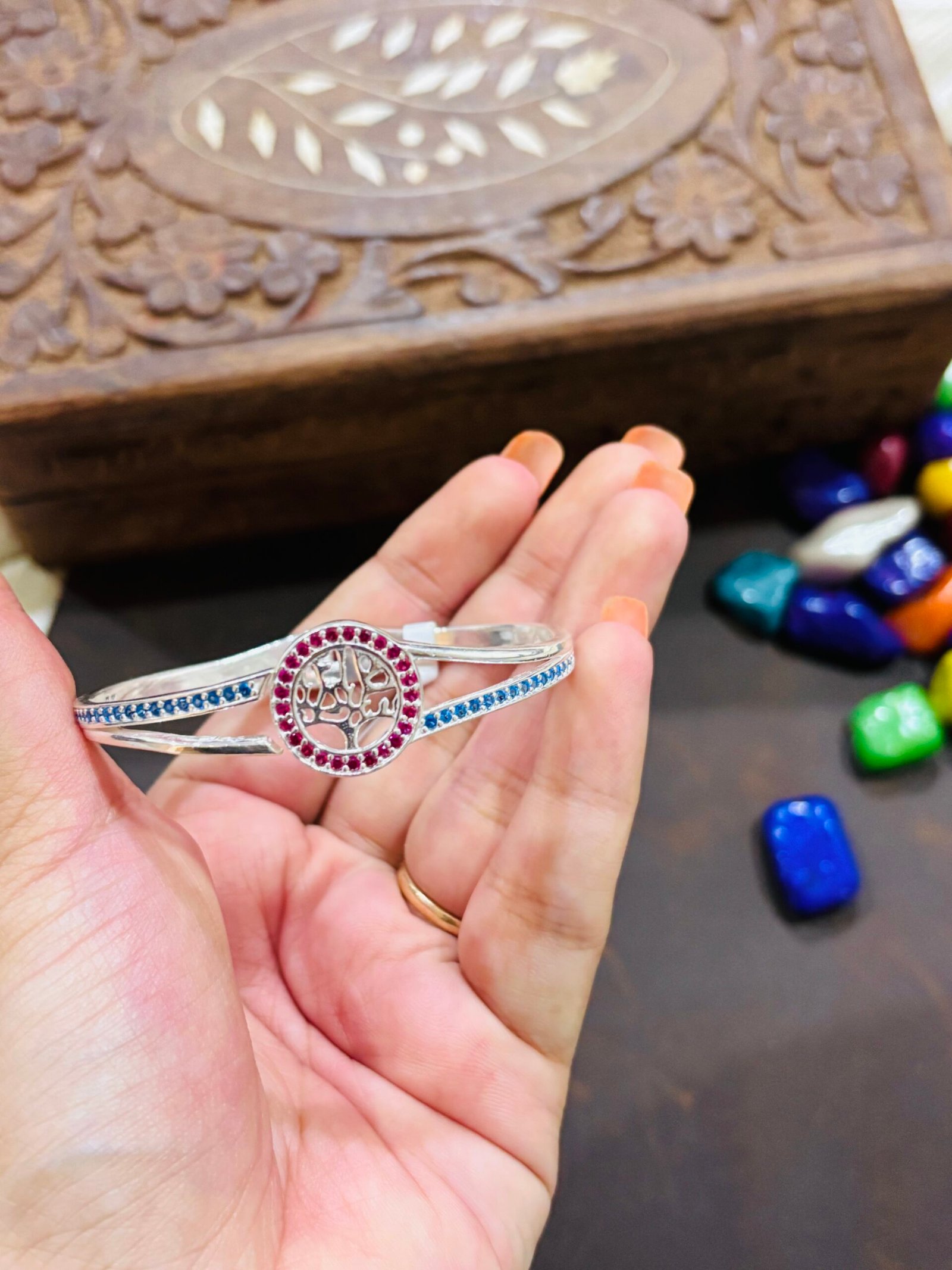 Effortless Elegance Kada - Image 2