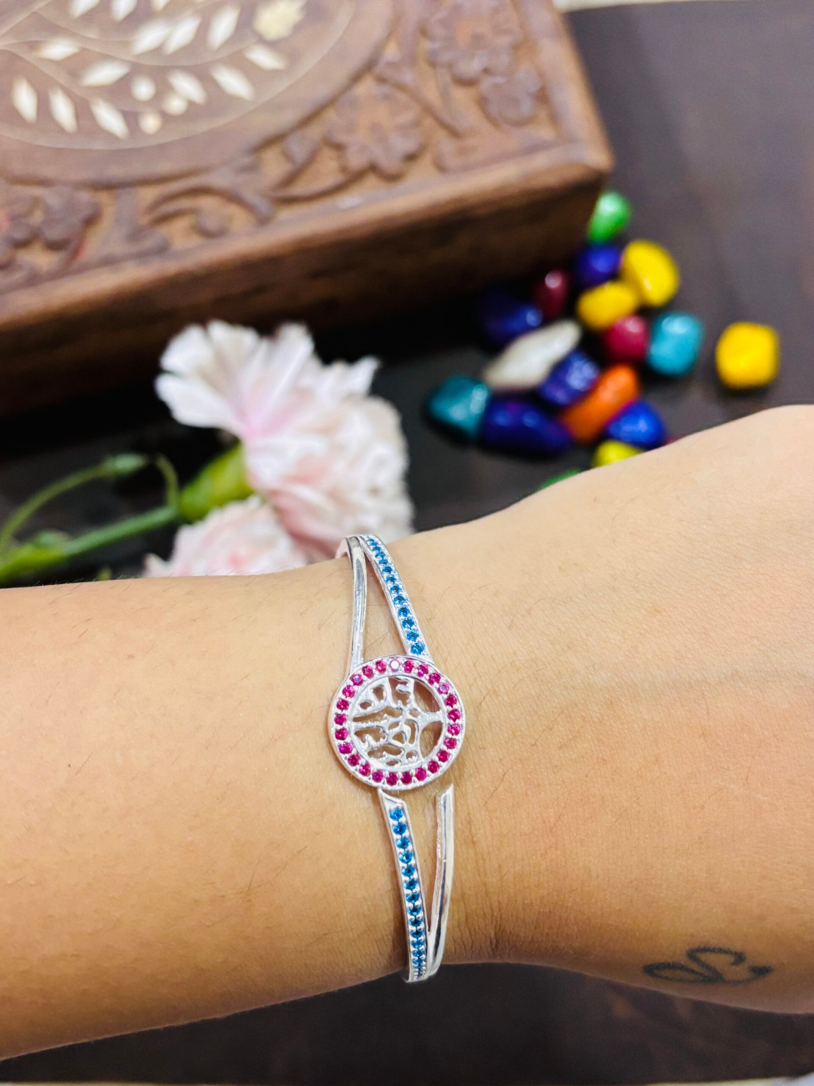 Effortless Elegance Kada - Image 3